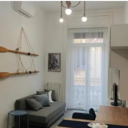 Casa Maria Al Porto * 萨莱诺